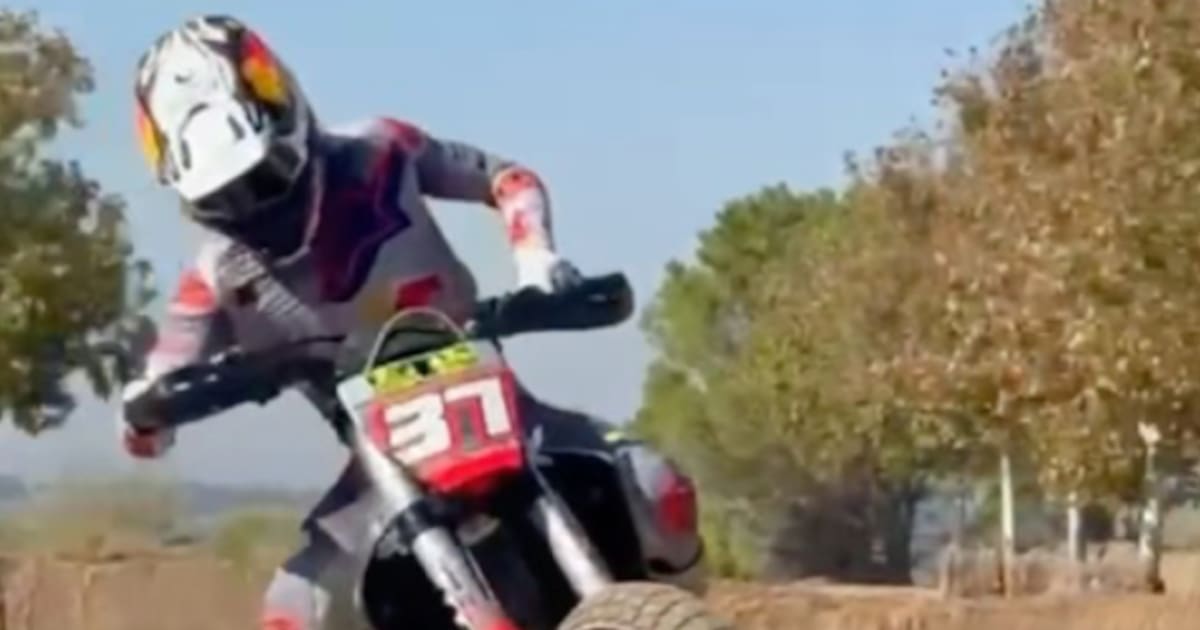 MotoGP winner Acosta prepares for Japan with flat-track training ...