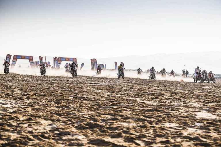 Rallye Dakar 2026: 117 Piloten aus 33 Ländern mit 11 Motorradmarken