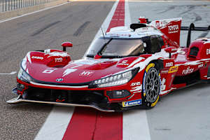 Der Toyota TR010 Hybrid