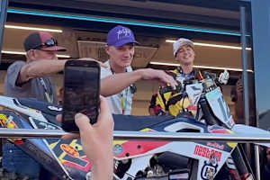 Liam Everts mit Vater Stefan und Großvater Harry