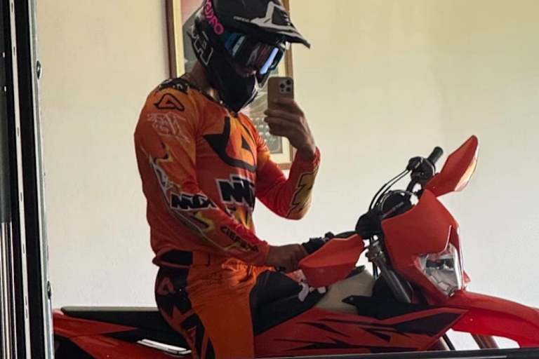 Giovanni Franzoni auf seiner KTM-Enduro