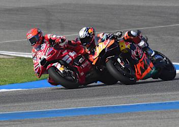 Das entscheidende Manöver: Marc Marquez (93) gegen Pedro Acosta