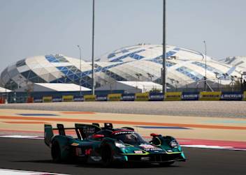 Ein Aston Martin Valkyrie 2025 in Katar