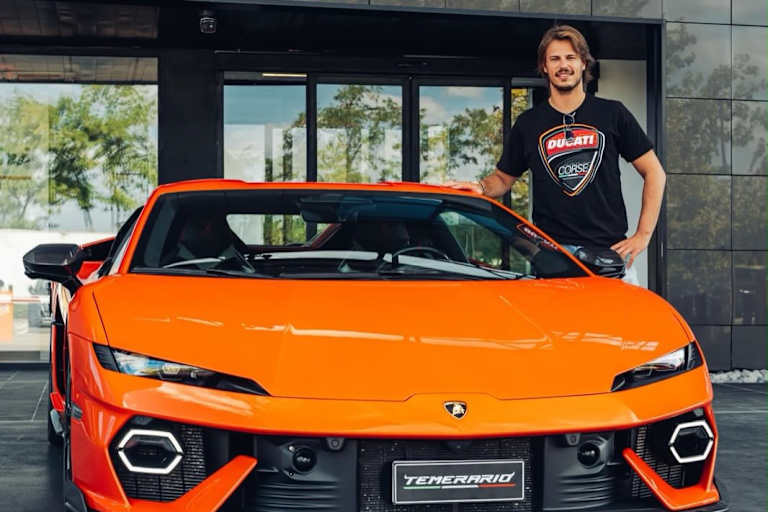 Nicolo Bulega mit dem Objekt der Begierde