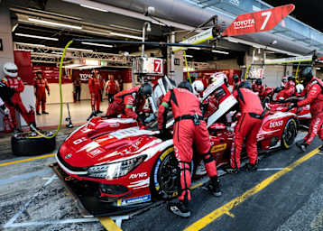 Die beiden Toyota TR010 Hybrid