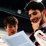 Esteban Ocon (rechts) mit Oliver Bearman