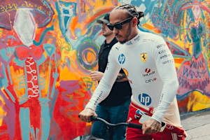 Ferrari-Superstar Lewis Hamilton