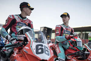 Die Kove-Stammfahrer Phillip Tonn und Benat Fernandez fehlen in Aragon