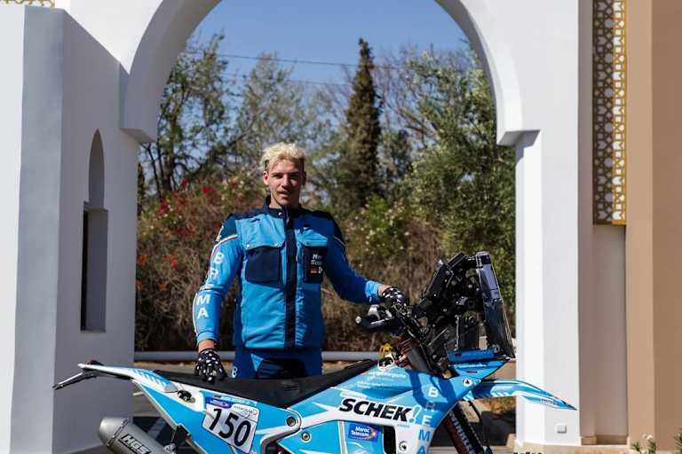 Dakar-Debüt von Maxi Schek – als Einzelkämpfer in der härtesten Kategorie  