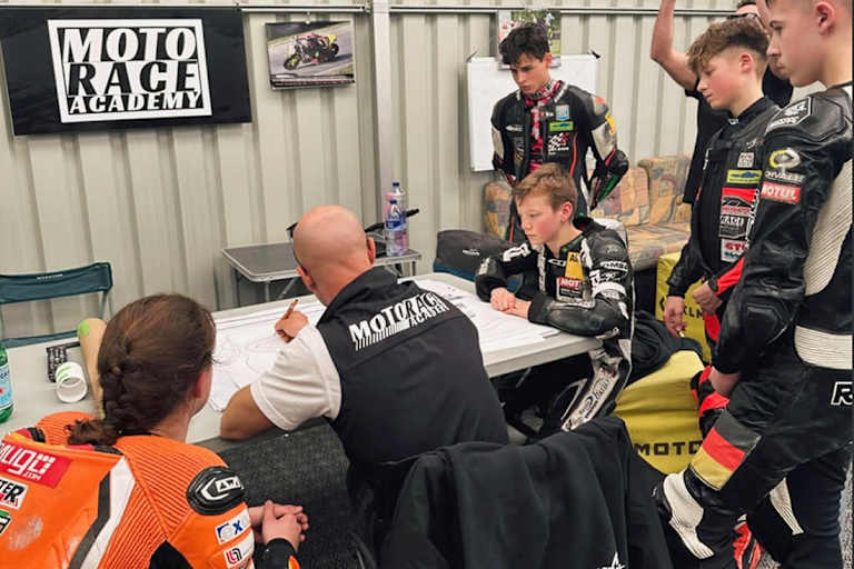 Dario Giuseppetti am Schreibtisch