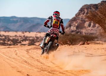 Tosha Schareina holt auch in der Gesamtwertung auf