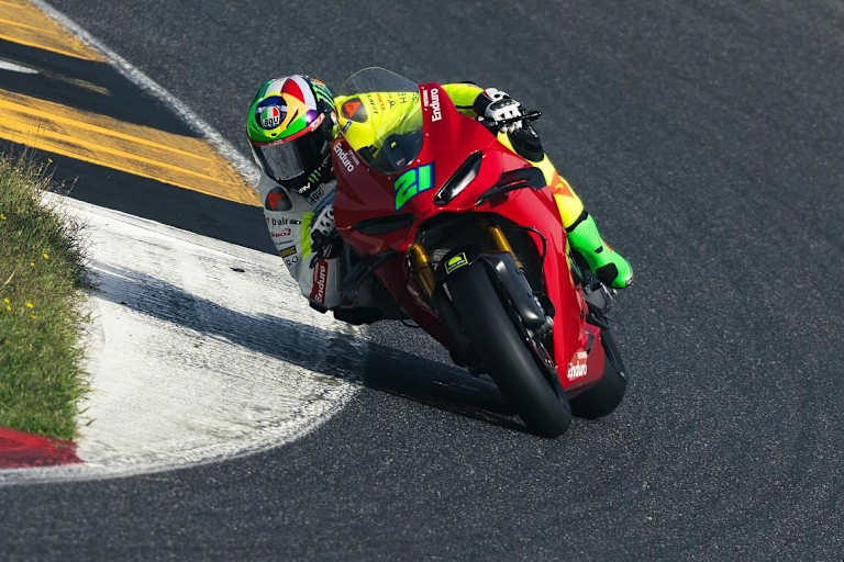 Franco Morbidelli mit einer Ducati V4S in Mugello
