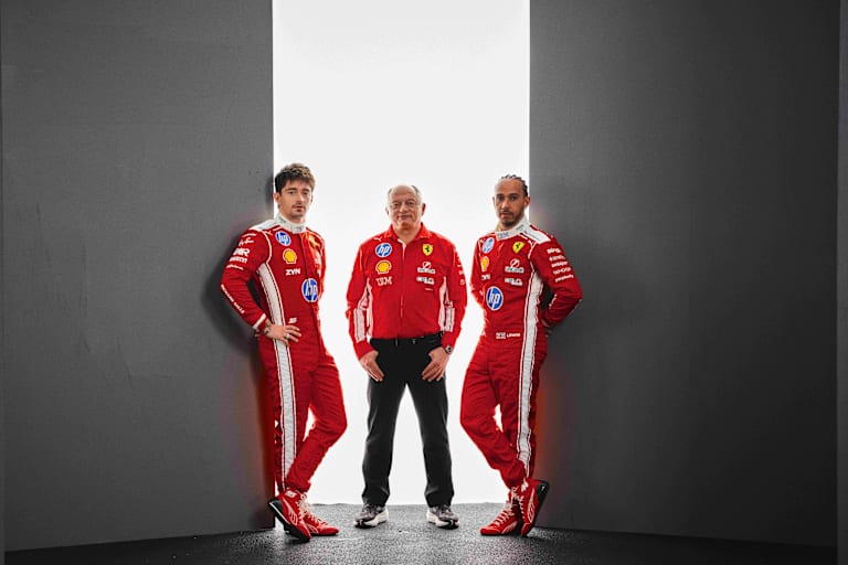 Charles Leclerc, Fred Vasseur und Lewis Hamilton