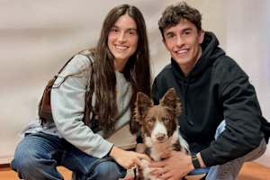 Marc Marquez und Gemma Pinto mit ihrem Hund «Turco»