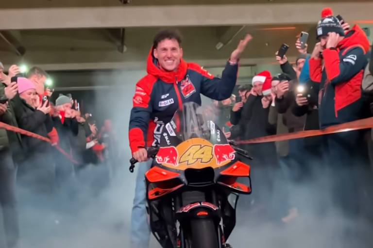Pol Espargaro machte heftige Burnouts
