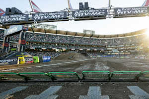 Im Angel Stadium von Anaheim findet die dritte Meisterschaftsrunde statt