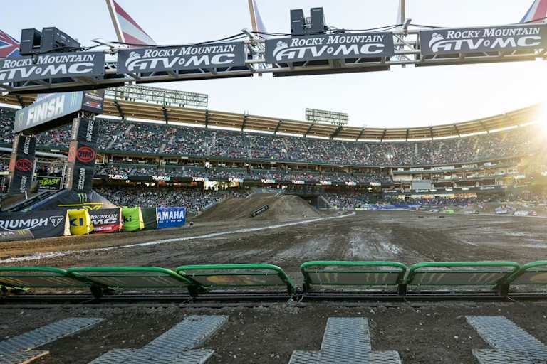 Im Angel Stadium von Anaheim findet die dritte Meisterschaftsrunde statt