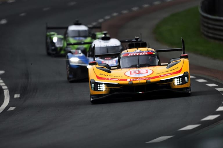 Titelverteidiger: Der gelbe Ferrari 499P