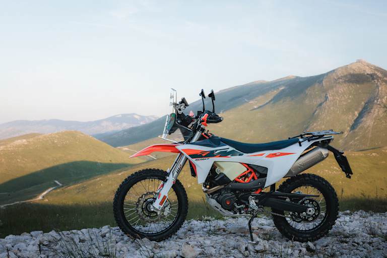 Markant: Die «Rally-Tower»-Front beinhaltet Scheibe, Licht und Instrumente