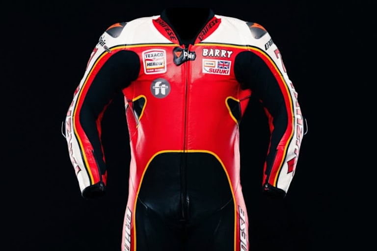 Die Nachbildung der Lederkombi von Barry Sheene