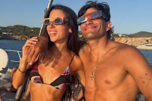 Jorge Martin mit Freundin Maria Monfort
