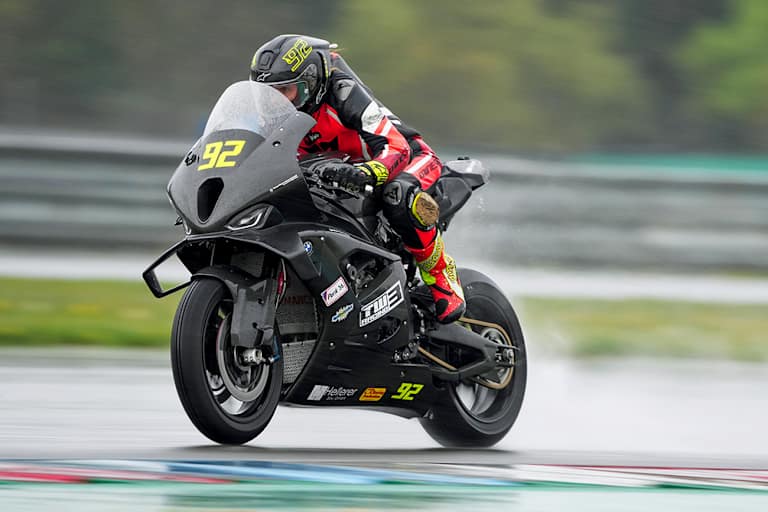 Jennifer Lehmann kann Regen