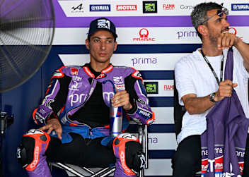 Toprak Razgatlioglu mit Landsmann, Mentor und Manager Kenan Sofuoglu