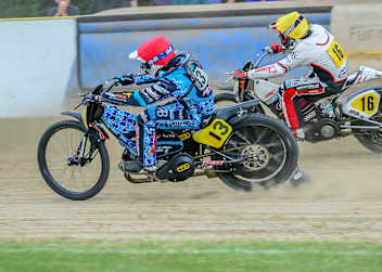 Dave Meijerink (13) beim EM-Finale in Eenrum im Duell mit Andrew Appleton