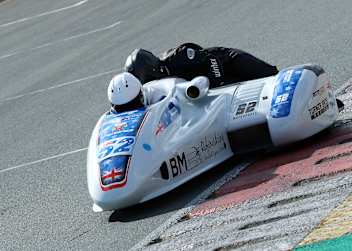 Cory Turner mit Ersatzbeifahrerin Soraya Demeulenaere