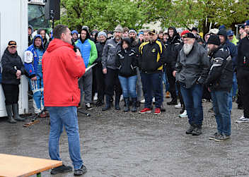 MSC Rottenegg-Obmann Markus Altenstrasser instruiert die Teilnehmer