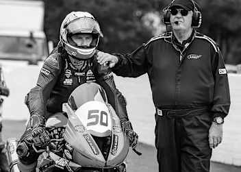 Sam Naughton stirbt im Training zum Manx Grand Prix