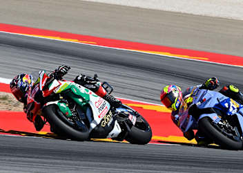 Alt vor jung: Zarco kämpfte mit Youngster Fermin Aldeguer