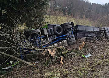 Der verunglückte Transporter vom Kawasaki-Team Bolliger Switzerland