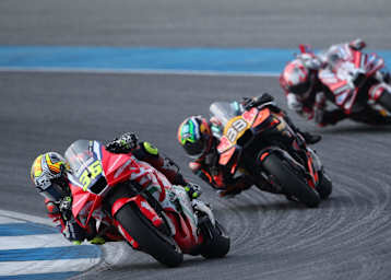 Joan Mir konnte KTM-Pilot Binder (#33) nicht aufhalten