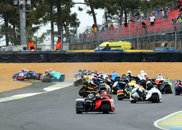Vor der Schikane in Le Mans kann es nach dem Start eng werden