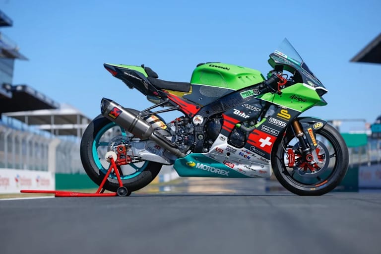 Die bisherige Kawasaki ZX-10R vom Team Bolliger