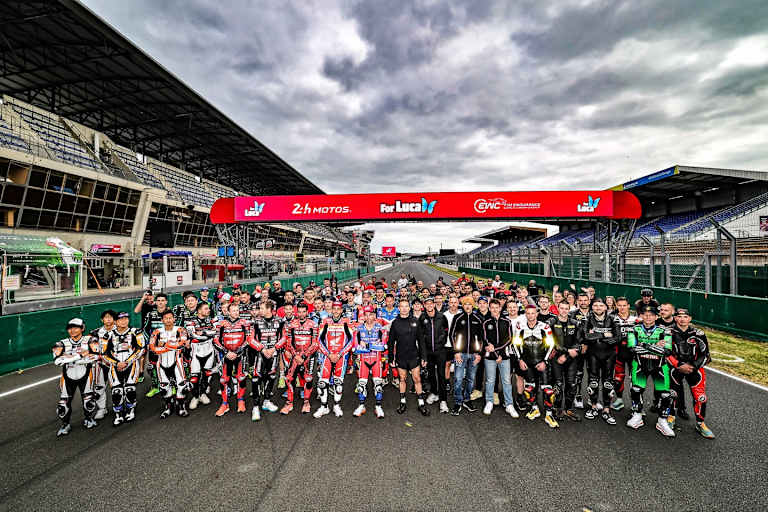 Sylvain Guintoli mit dem EWC-Feld 2026