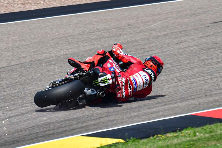 Marc Marquez rutschte in Kurve 3 von der Strecke