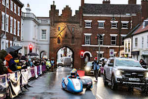 Sam und Tom Christie in der Innenstadt von Beverley