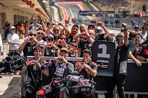 Große Emotionen nach Senna Agius' Sieg in Austin