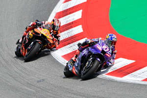 Yamaha-MotoGP-Rookie Razgatlioglu vor KTM-Pilot Maverick Vinales