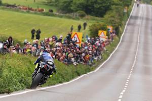 Nirgendwo sonst ist man den Road-Racing-Assen näher als auf der Isle of Man