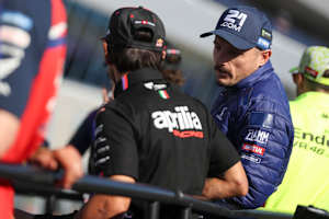 Jack Miller (re.) im Gespräch mit Pramac-Vorgänger Jorge Martin