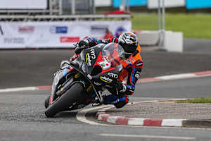 Storm Stacey schafft das Kunststück bei seiner NW200-Premiere zu gewinnen
