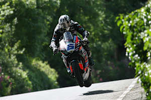 Michael Dunlop fliegt zum 34. TT-Sieg