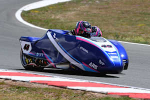 Dritte Pole-Position in Folge für Harry Payne/Kevin Rousseau