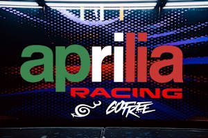 Aprilia brgrüßt Francesco «Go Free» Bagnaia