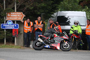 John O’Donovan knapp vor seinem verhängnisvollen Sturz beim Skerries 100
