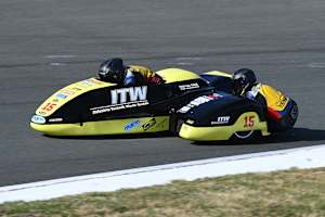 Markus Venus und Thomas Hofer (LCR Yamaha) rangieren auf WM-Platz 8