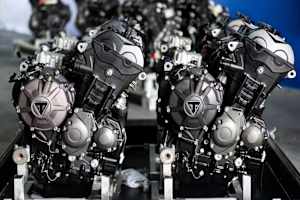 Dreizylinder aus England: Triumph bestückt die Moto2 mit neuem Triebwerk